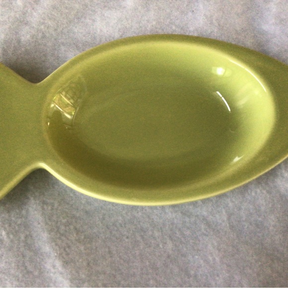Set of 4 Ceramic Fish Shaped Condiment Dish - Picture 3 of 7